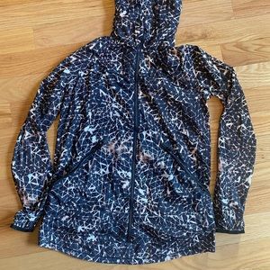 Lululemon windbreaker jacket